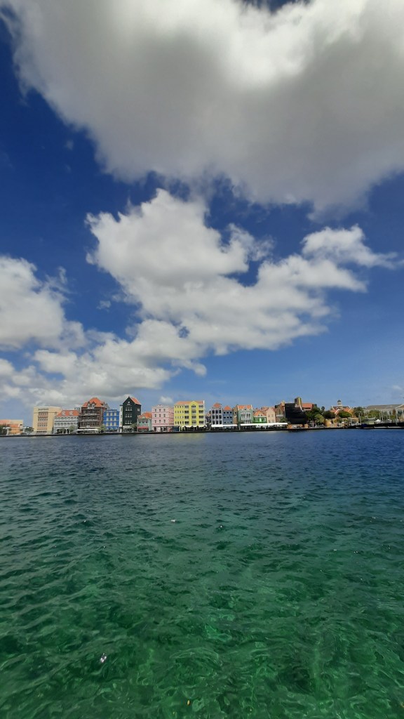 Foto de las casas de colores de Curazao