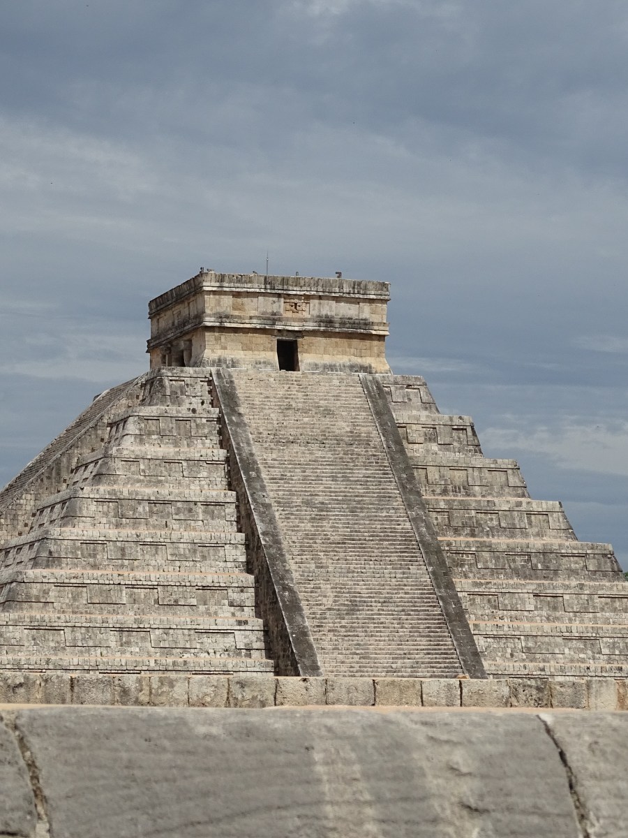 Chichén Itzá y la literatura maya